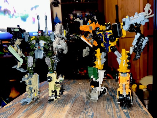 Transformers 2010 lot 10 - lot, of