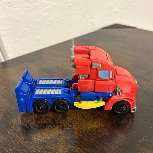 Transformers optimus prime - optimus,
